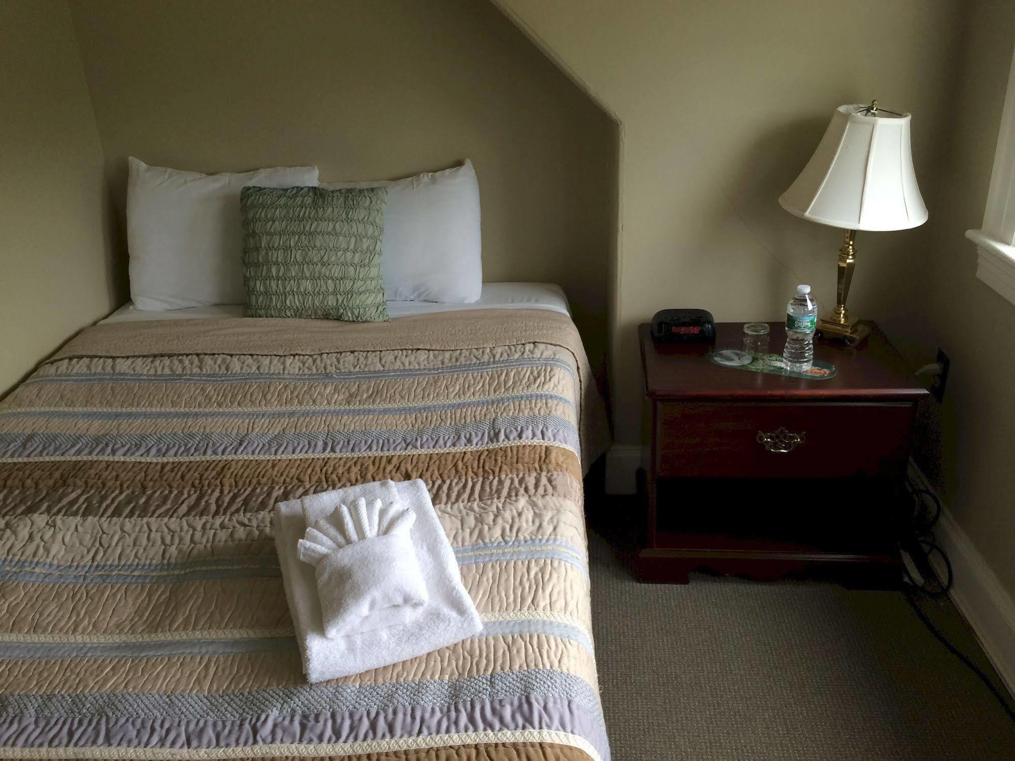 Castle Manor Inn Gloucester Luaran gambar